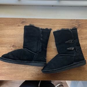 Bear paw ugg style boots